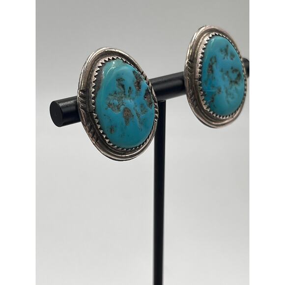 Vintage Navajo Sterling Kingman Pyrite Turquoise Artist Signed GD Clip Earrings - Picture 2 of 10